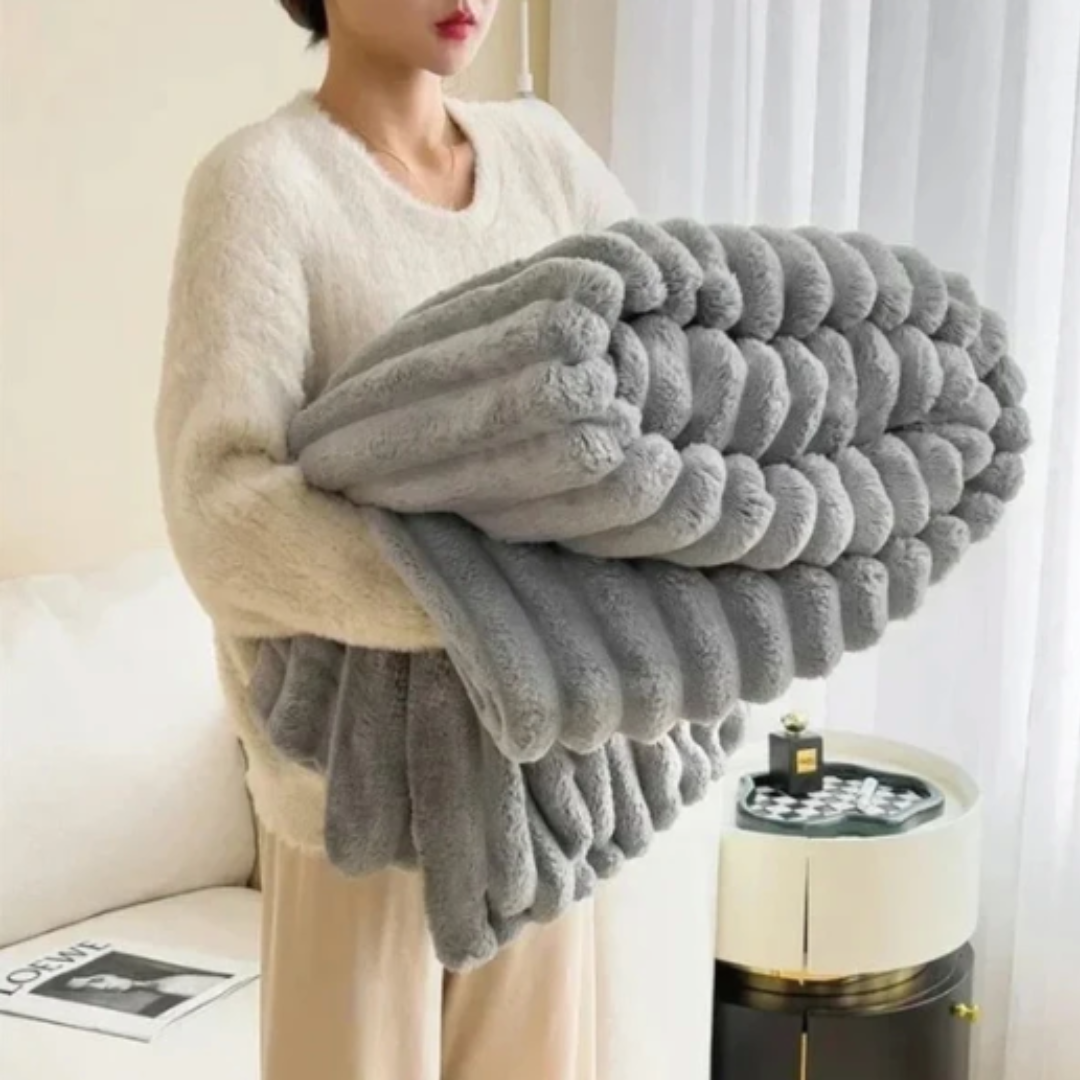 SnugVelvet | Ultra-Soft Warm Blanket